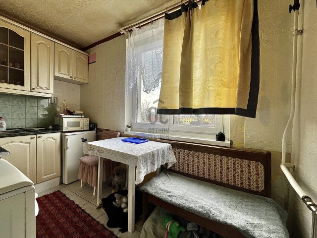 Eladó panellakás, Győrött 49.9 M Ft, 2 szobás