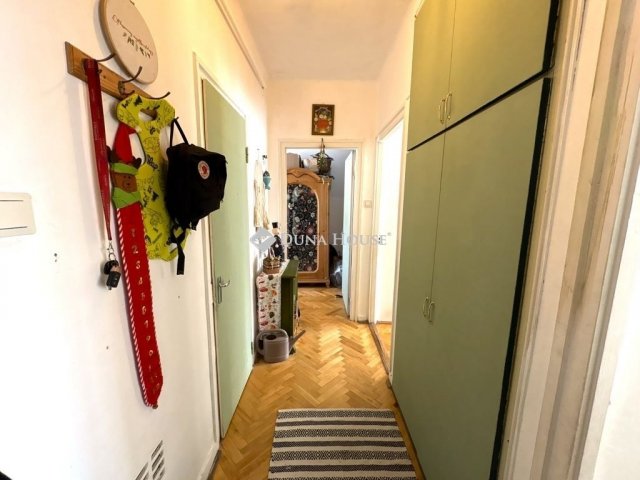 Eladó téglalakás, Szegeden 53.5 M Ft, 2 szobás