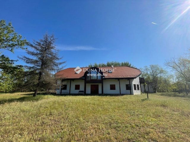 Eladó mezogazdasagi ingatlan, Kerekegyházán 99.99 M Ft