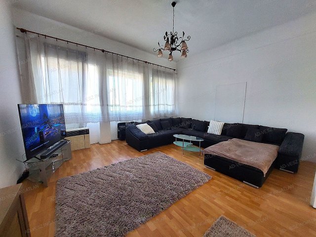 Eladó családi ház, Bugyin 54.99 M Ft, 4+2 szobás