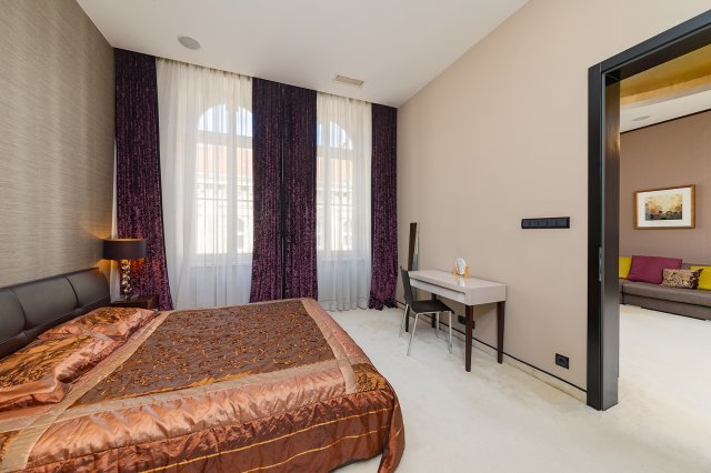 Eladó téglalakás, Budapesten, VII. kerületben 178 M Ft, 3 szobás