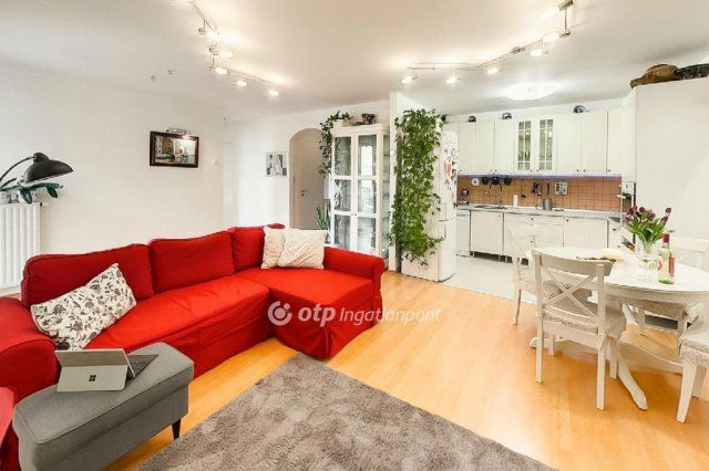 Eladó téglalakás, Budapesten, IV. kerületben 135 M Ft