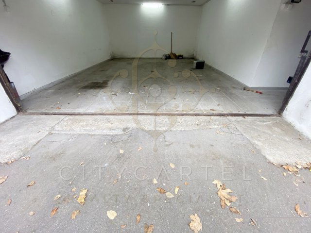 Kiadó garázs, Budapesten, II. kerületben 105 E Ft / hó