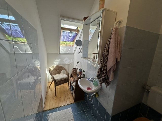 Eladó családi ház, Piliscsabán 149 M Ft, 5 szobás