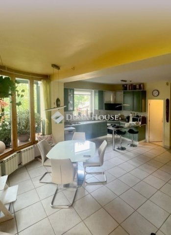 Eladó családi ház, Telkin 184 M Ft, 3+1 szobás