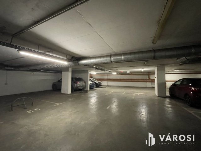 Eladó garázs, Budapesten, XIII. kerületben 8.5 M Ft