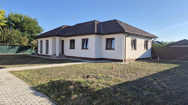 Eladó családi ház, Békéscsabán, Omaszta utcában 106 M Ft