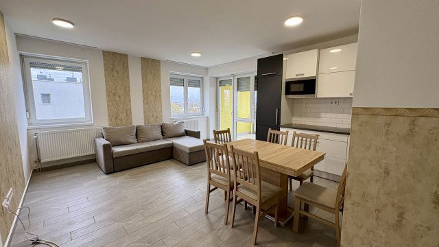 Kiadó téglalakás, albérlet, Debrecenben 450 E Ft / hó, 5 szobás