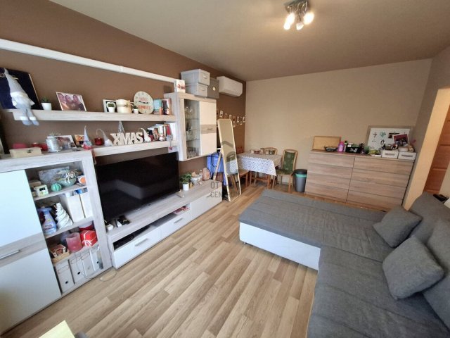 Eladó panellakás, Budapesten, XVIII. kerületben 45 M Ft, 2 szobás