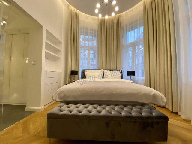 Kiadó téglalakás, albérlet, Budapesten, VI. kerületben