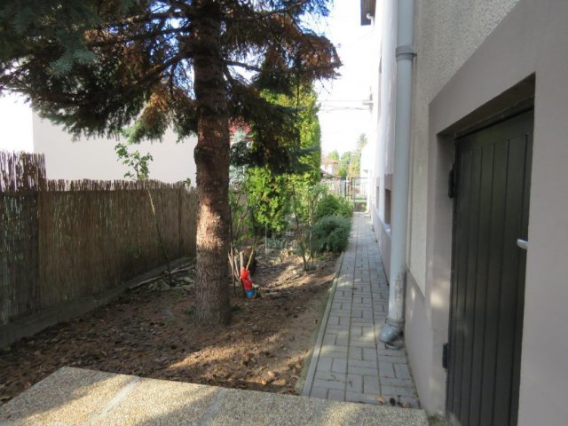 Eladó családi ház, Budapesten, XVI. kerületben 190 M Ft