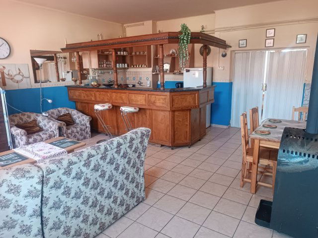 Kiadó téglalakás, albérlet, Ajkán 100 E Ft / hó, 1 szobás