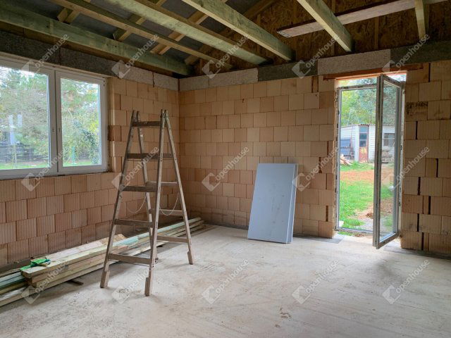 Eladó családi ház, Szombathelyen 28 M Ft, 2 szobás