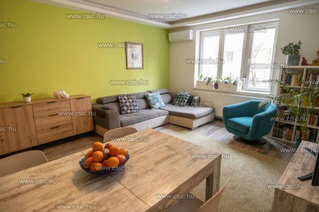 Eladó téglalakás, Budapesten, III. kerületben 129.9 M Ft