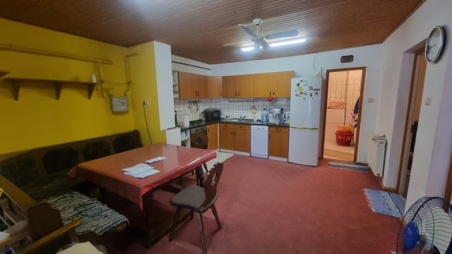 Eladó családi ház, Szegeden 79.9 M Ft, 3 szobás