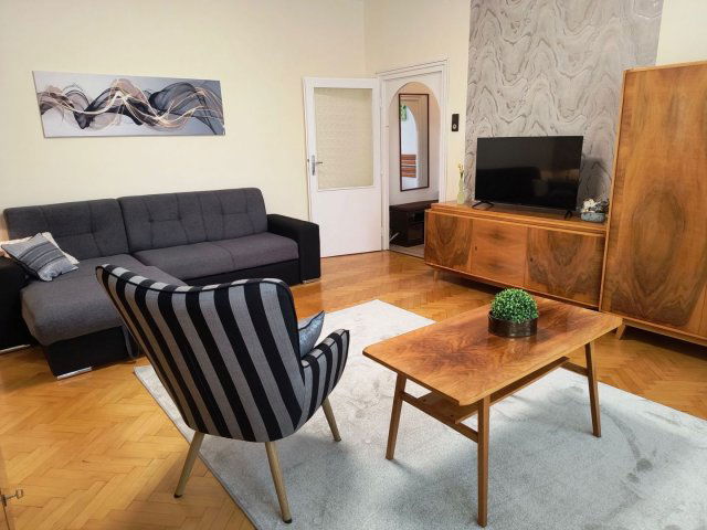 Kiadó téglalakás, albérlet, Debrecenben 210 E Ft / hó, 2 szobás