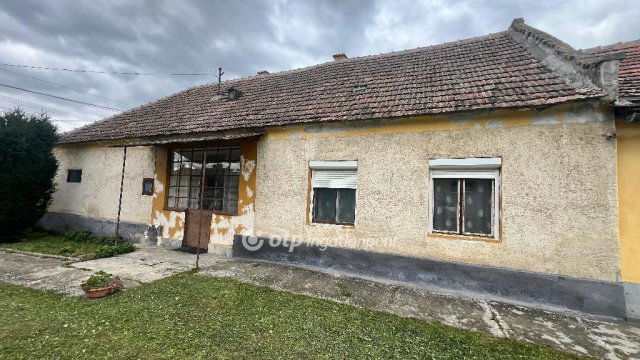 Eladó családi ház, Csóton 12.9 M Ft, 3 szobás