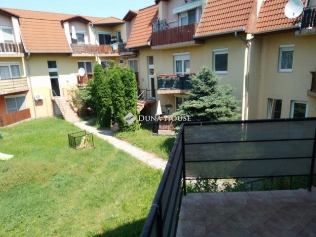 Eladó téglalakás, Szigethalmon 53.9 M Ft, 3+1 szobás