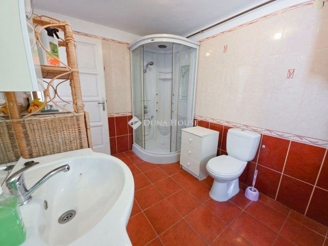 Eladó ikerház, Velencén 89 M Ft, 4 szobás / költözzbe.hu