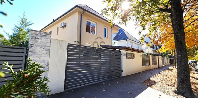 Eladó téglalakás, Budapesten, XIV. kerületben 144.9 M Ft