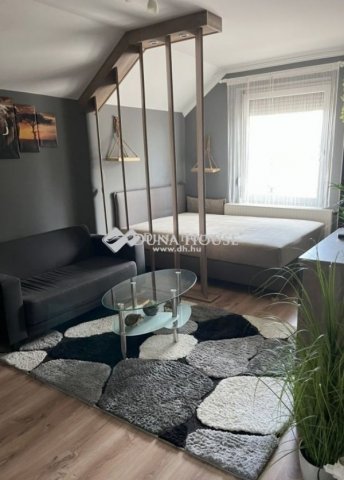 Eladó családi ház, Nagykőrösön 108 M Ft, 5 szobás