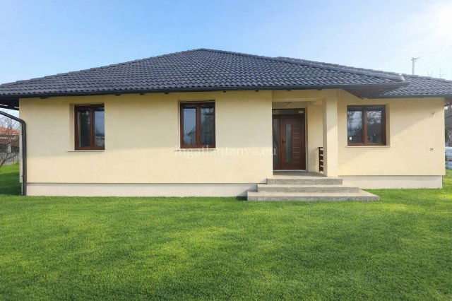 Eladó családi ház, Inárcson 150 M Ft, 6 szobás