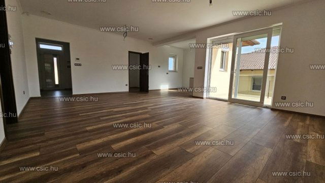 Eladó családi ház, Érden 189.9 M Ft, 5 szobás
