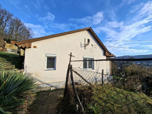 Eladó családi ház, Salgótarjánban 10.6 M Ft, 2 szobás