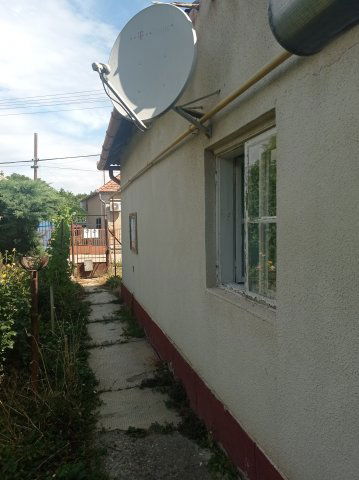 Eladó családi ház, Tószegen 12 M Ft, 3 szobás