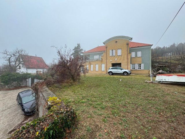 Eladó családi ház, Pécsett, Mária dűlőn 95 M Ft, 3+1 szobás