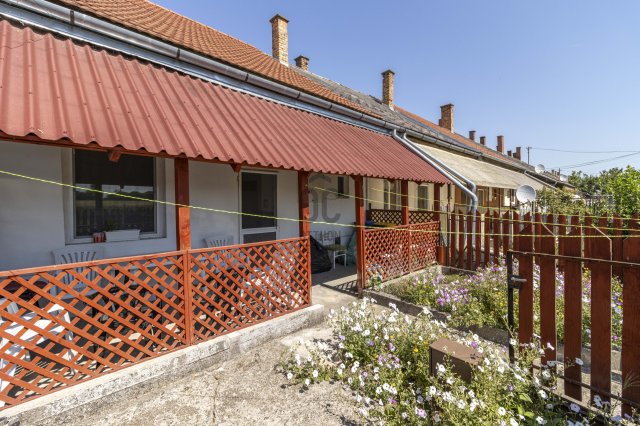 Eladó téglalakás, Polgárdin 21.9 M Ft, 2 szobás