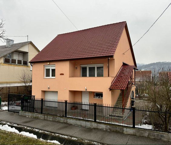 Eladó családi ház, Kazincbarcikán 99.9 M Ft, 4+1 szobás