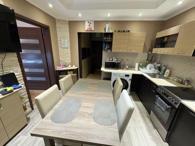 Eladó panellakás, Nyíregyházán, Fazekas János téren 42.99 M Ft