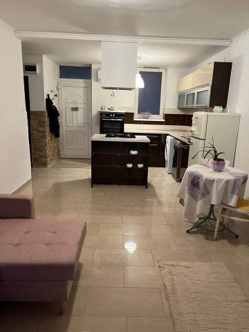 Kiadó téglalakás, albérlet, Nyíregyházán, Rákóczi úton