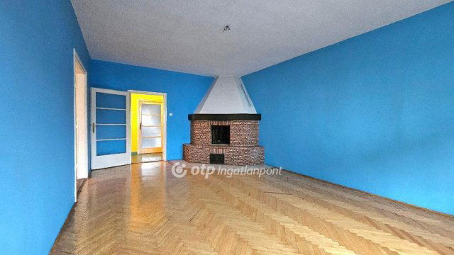 Eladó téglalakás, Egerben 66 M Ft, 3 szobás