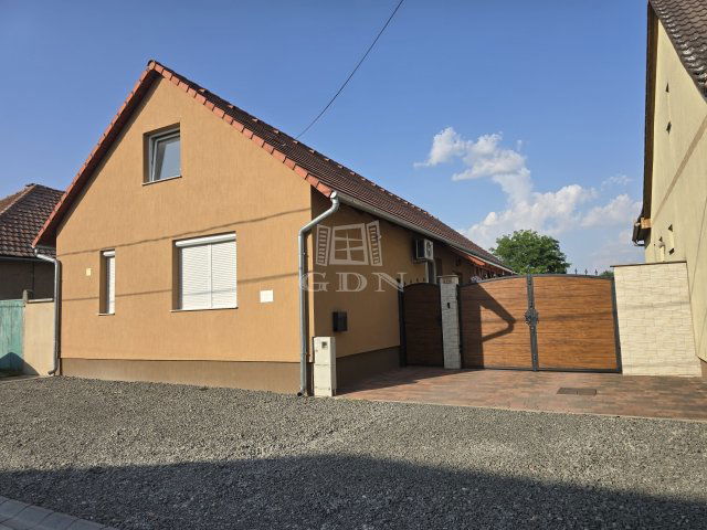 Eladó családi ház, Vaskúton 79 M Ft, 3 szobás