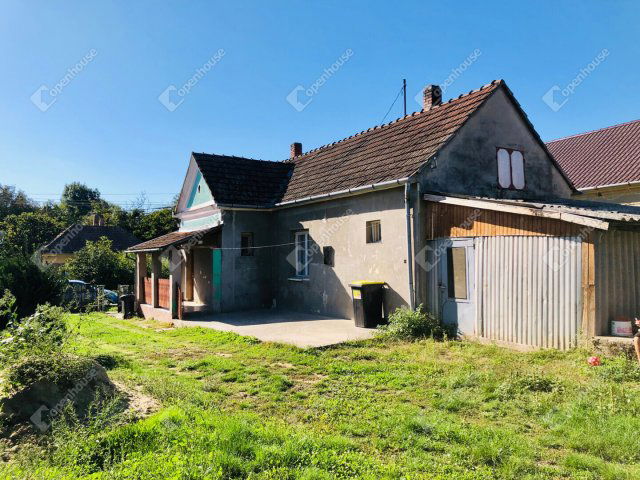 Eladó családi ház, Pölöskefőn 20.5 M Ft, 2 szobás