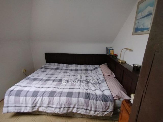 Eladó családi ház, Harkányban 119 M Ft, 7+1 szobás