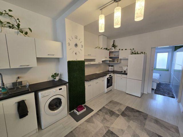 Eladó téglalakás, Mosonmagyaróváron 36.9 M Ft, 2 szobás