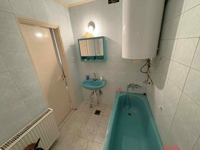 Eladó családi ház, Kecskeméten 46 M Ft, 3 szobás