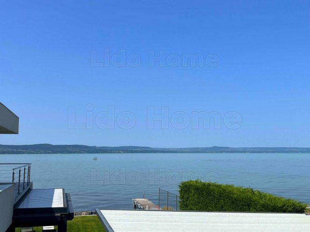 Eladó nyaraló, Balatonbogláron 499 M Ft, 5 szobás