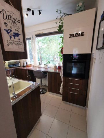 Eladó panellakás, Szegeden 74 M Ft, 3+1 szobás