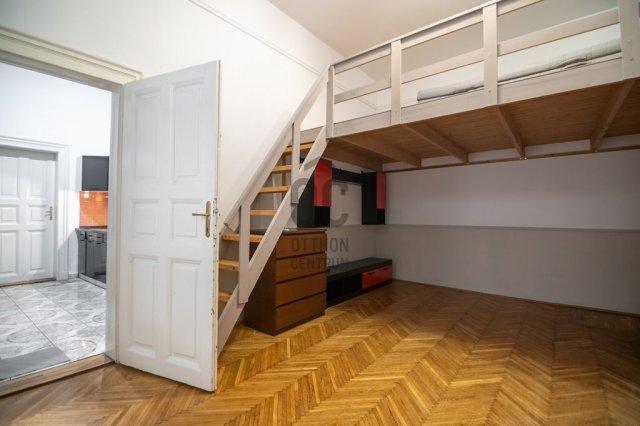 Eladó téglalakás, Budapesten, VI. kerületben 88 M Ft, 2 szobás