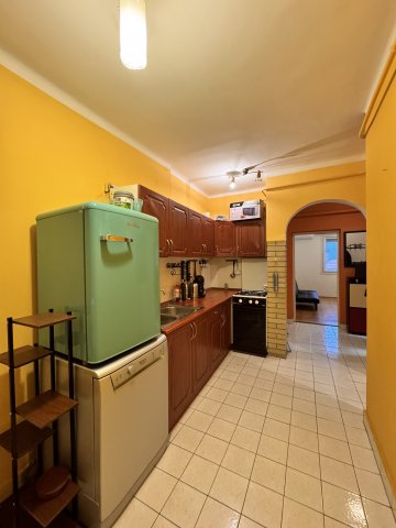 Kiadó téglalakás, albérlet, Pécsett, Apáca utcában, 2 szobás