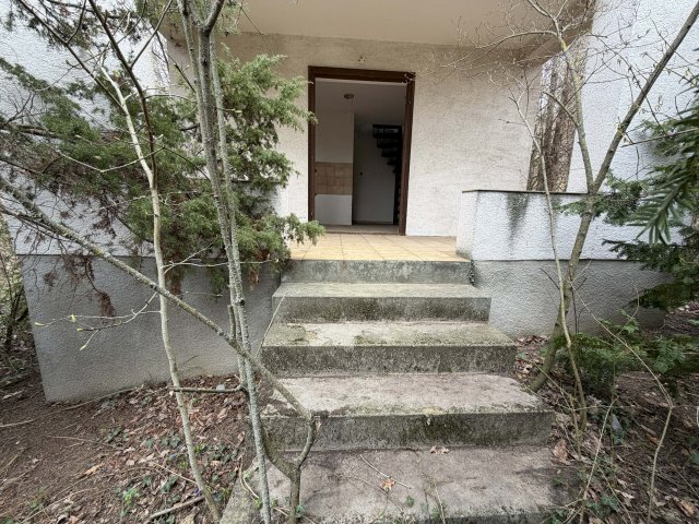 Eladó nyaraló, Héregen 8.4 M Ft, 2 szobás / költözzbe.hu