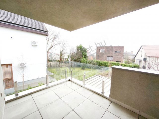 Kiadó téglalakás, albérlet, XI. kerületben, Brassó úton