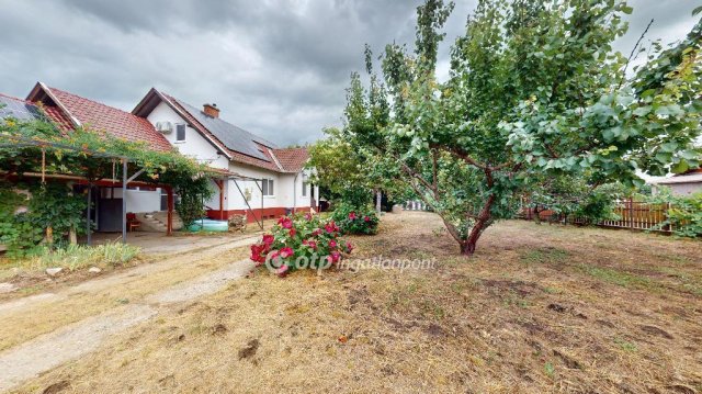 Eladó családi ház, Kálmánházán 72 M Ft, 3+1 szobás