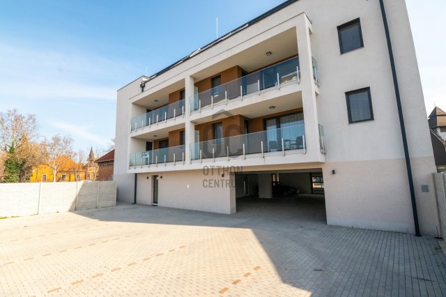 Eladó téglalakás, Siófokon, Vámház utcában 89 M Ft, 2 szobás