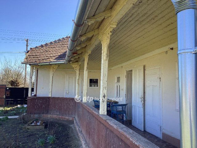 Eladó családi ház, Gyomaendrődön 13.5 M Ft, 2 szobás