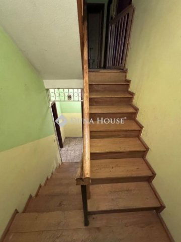 Eladó családi ház, Szegeden 199 M Ft, 7 szobás